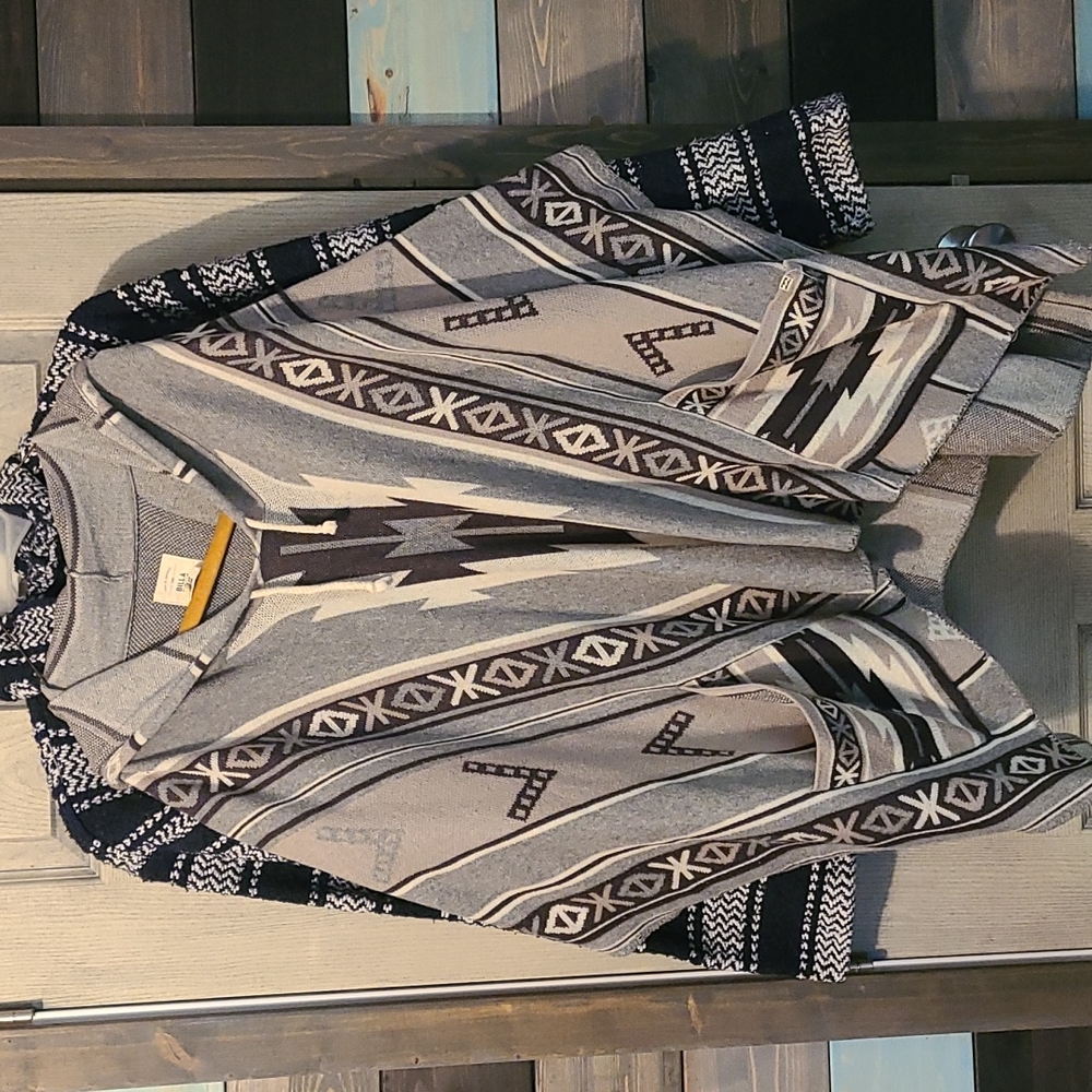 Billabong poncho